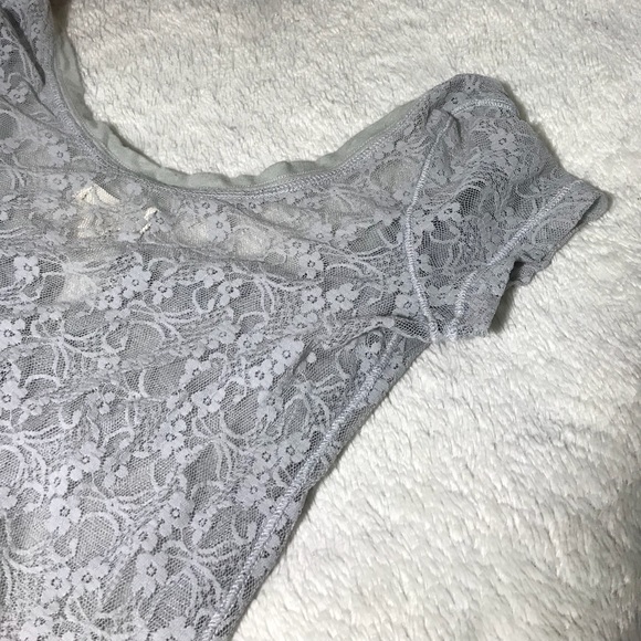 Hollister Lace Button Up Shirt - Picture 4 of 4